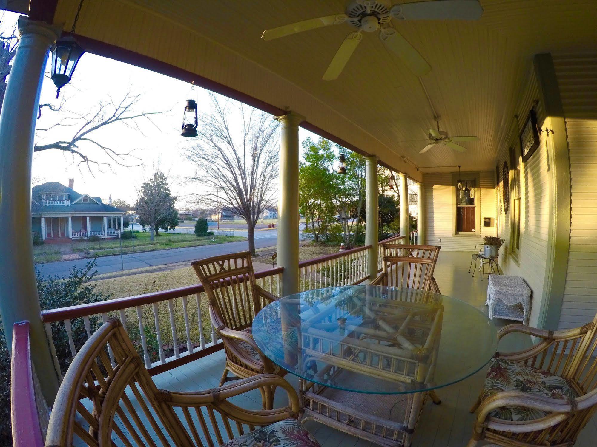 Hardeman House Bed And Breakfast Nacogdoches Exterior photo